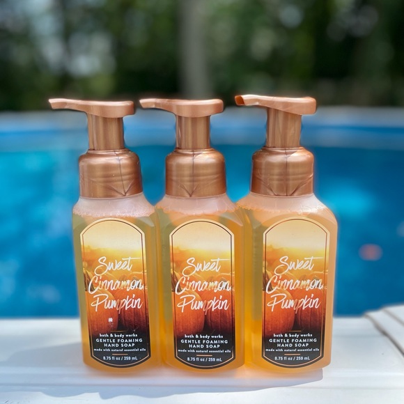 NWT BBW SWEET CINNAMON PUMPKIN FOAMING HANDSOAP X3 - Picture 2 of 4